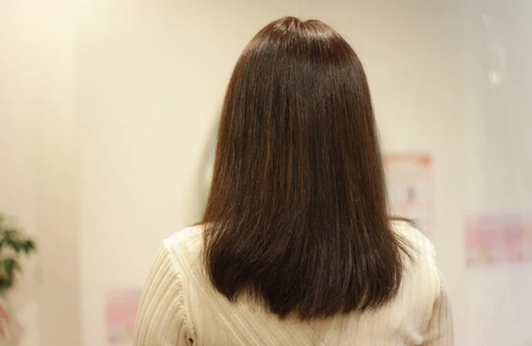 【女性必見】ミディアムカットなら美容室photon+